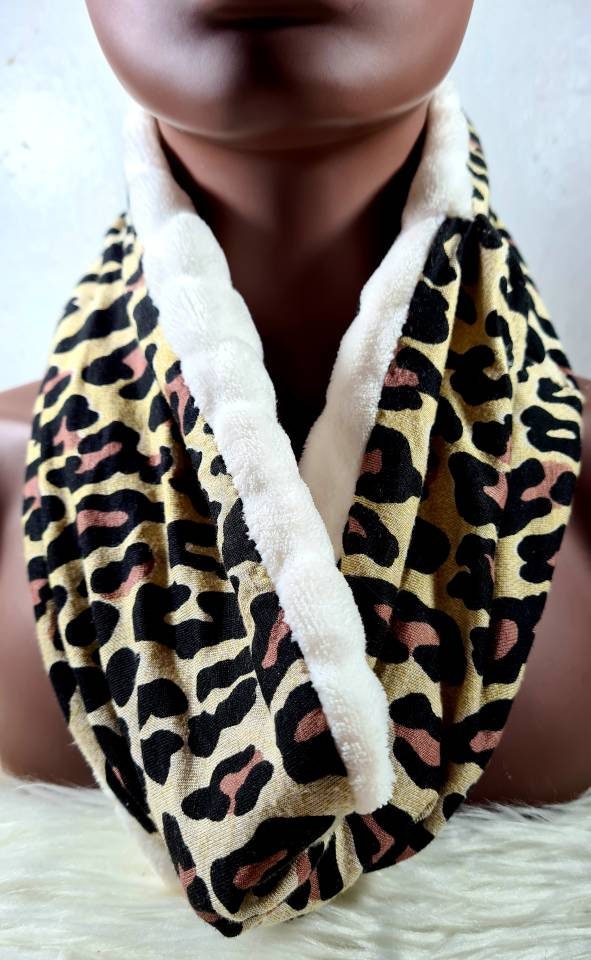 Jersey print scarf, Gentle Faux Fur Lined, Winter Scatf, Round Neck Scarf, unisex wamer scarf, Warm Fleece Tube Scarf.